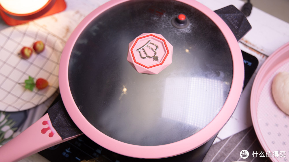 煎锅不仅仅只能煎,帝伯朗微压煎锅给你更多用法