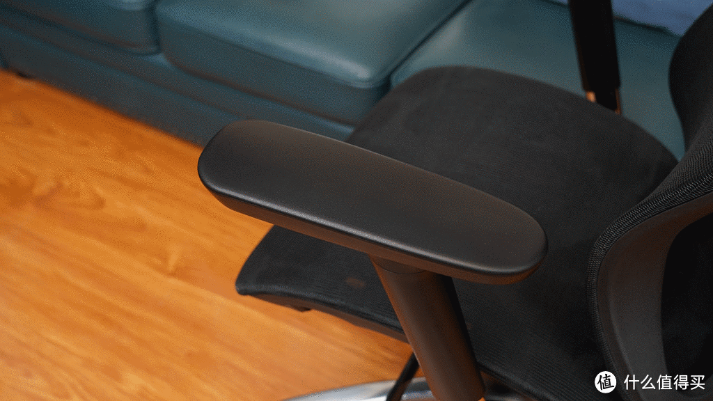 宅男也需要好椅子，给自己买的人体工学椅分享