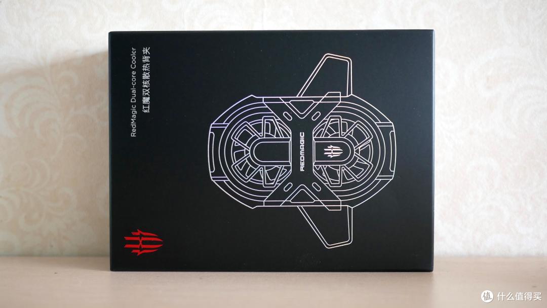 让你的手机分分钟降到0度，红魔双核散热背夹就是这么酷