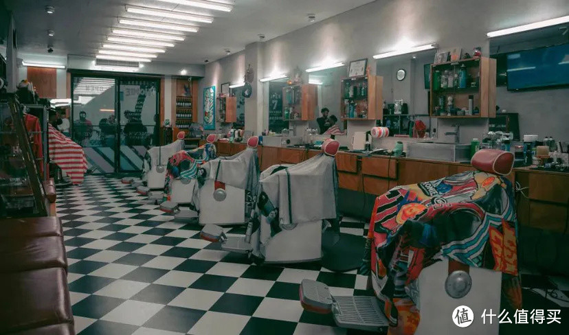 花360块剪头发，只为男士服务的理发店真的贵得有理吗？