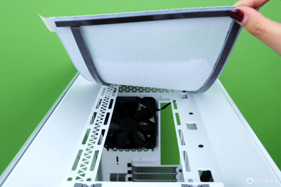美商海盗船5000D机箱+H150i RGB PRO XT水冷,打造别样装机体验