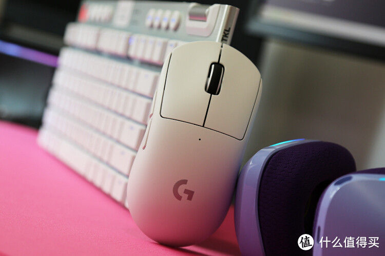 【梦想无线桌面】外设教皇:罗技PRO X superlight鼠标 G913tkl白色机械键盘