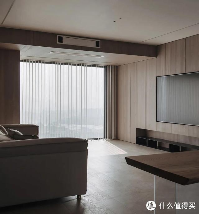广州夫妇163㎡的大宅,坚持全屋打满柜子,效果不是一般的大气实用