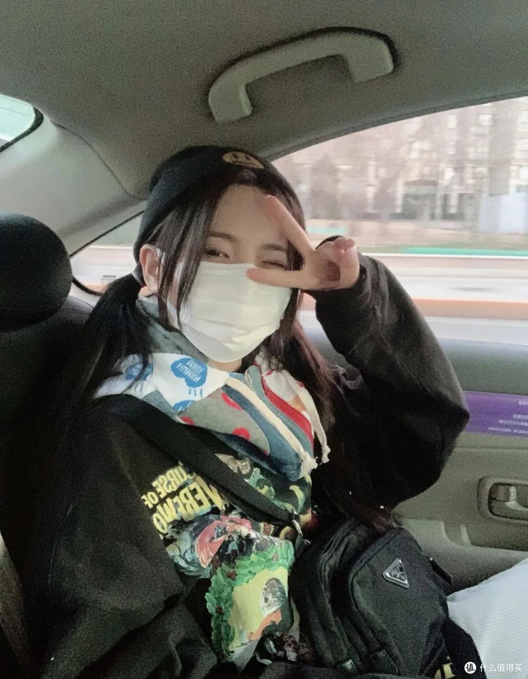 杨超越上身