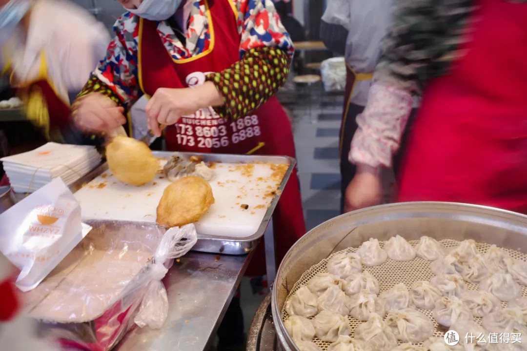 碳水炸弹十块钱吃到饱，武汉的早餐真的太危险了