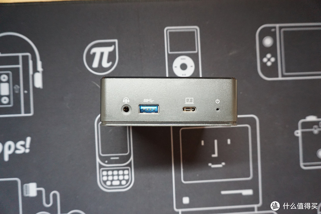 MacBook M1双屏扩展神器：Typec扩展坞USB-C双显示扩展基座体验