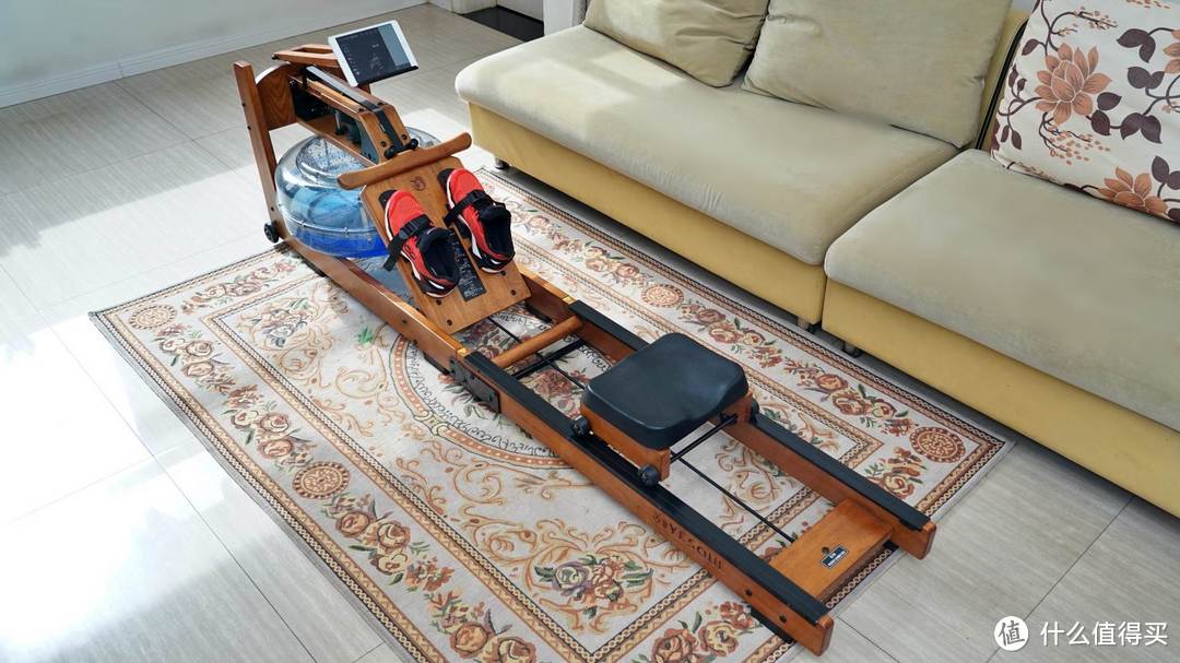 小平米住户也能在家健身：野小兽智能划船机R30折叠款评测