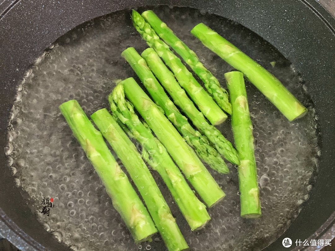 这早餐我一周必做2回，简单一煎就上桌，鲜香美味又解馋