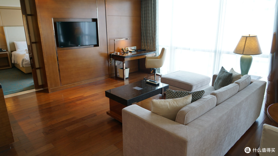 坐落在地标建筑上,却是国内最便宜的JW万豪酒店?