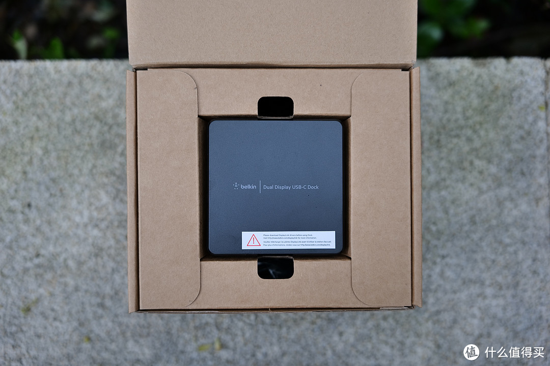 M1 MacBook 的“神仙伴侣”：贝尔金双显示器拓展坞体验报告