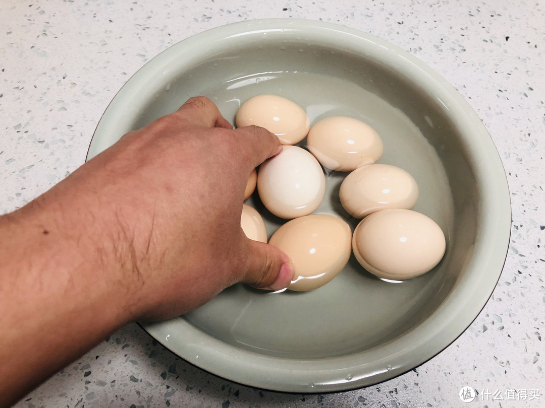 农历三月三，用“灵丹”煮蛋，老传统有说法，寓意身体强健少生病