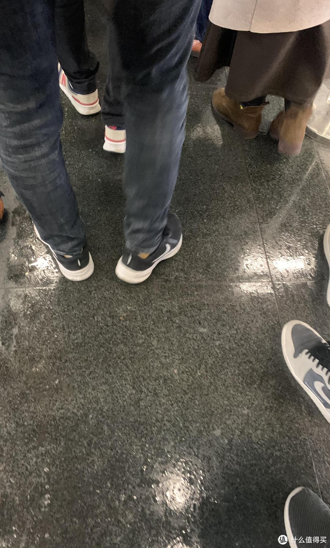 四月天,10件春季好物推荐,宅家出行两相宜哦~