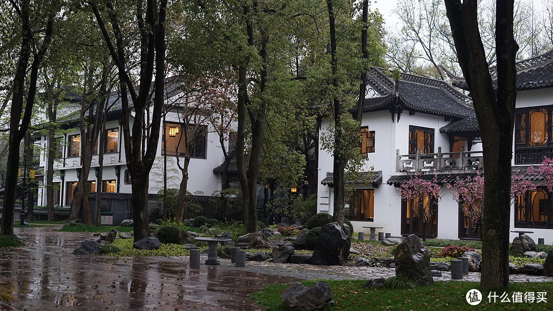 迎宾馆外风景