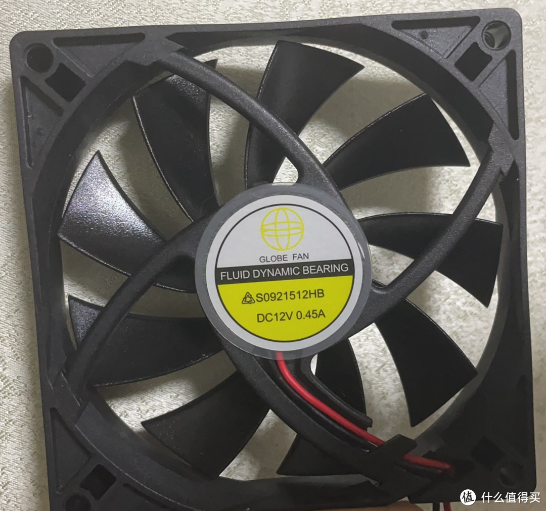 多两年保修还便宜300？！迎广CS700w SFX小电源