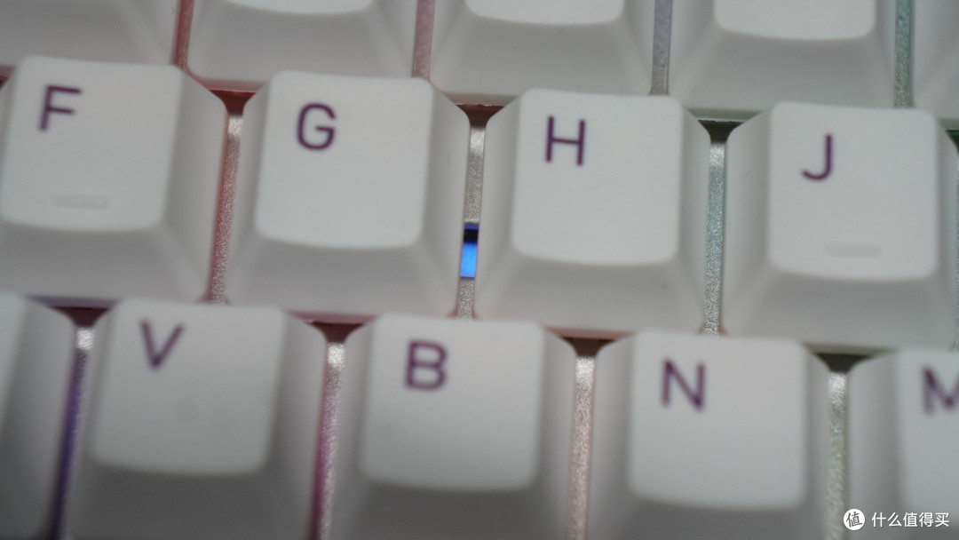 致敬小丑?低调内敛但强大的铝厂IQUNIX Joker RGB多模机械键盘
