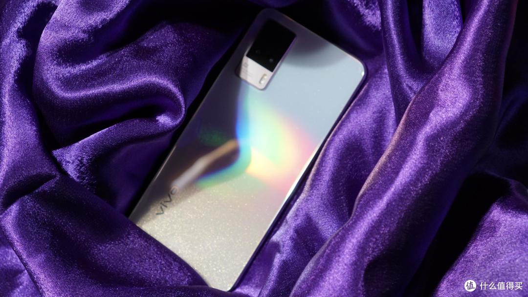 直男必备vivo S9e,买了以后少挨骂