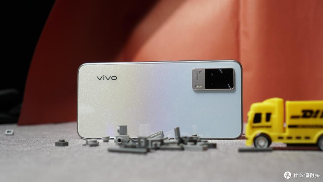 直男必备vivo S9e,买了以后少挨骂