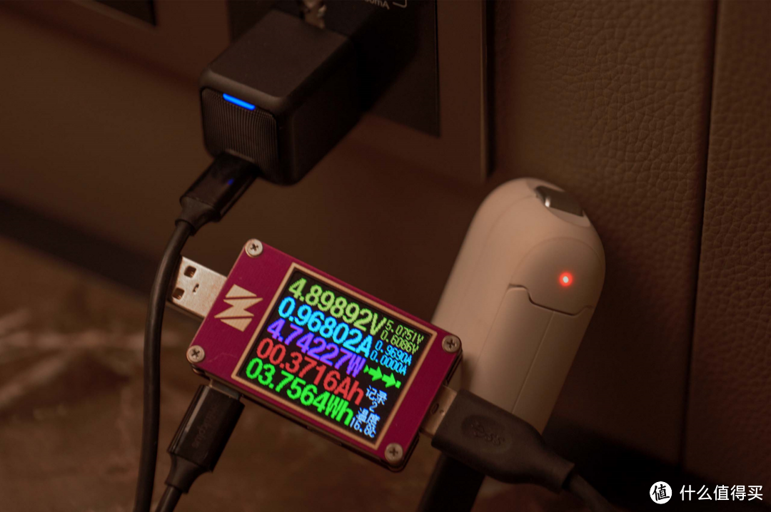 从手机充到电脑，小到不可思议的 30W 充电器 — Aohi Magcube 30W 评测