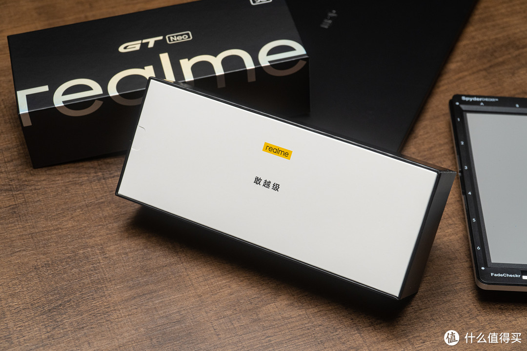 我真的很不错而且还有货！realme 真我 GT Neo 测试报告