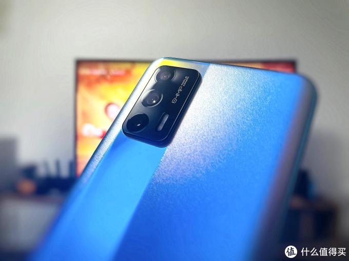 彼有焊门员,此有射门员——realme 真我gt neo 5g手机全体验