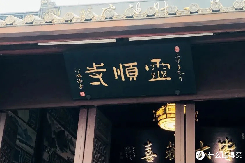 杭州终极拜佛攻略|走这条路,一天解锁灵隐法喜7大宝藏寺庙!