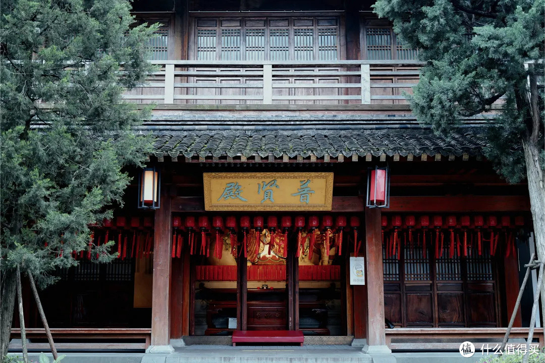杭州终极拜佛攻略|走这条路,一天解锁灵隐法喜7大宝藏寺庙!