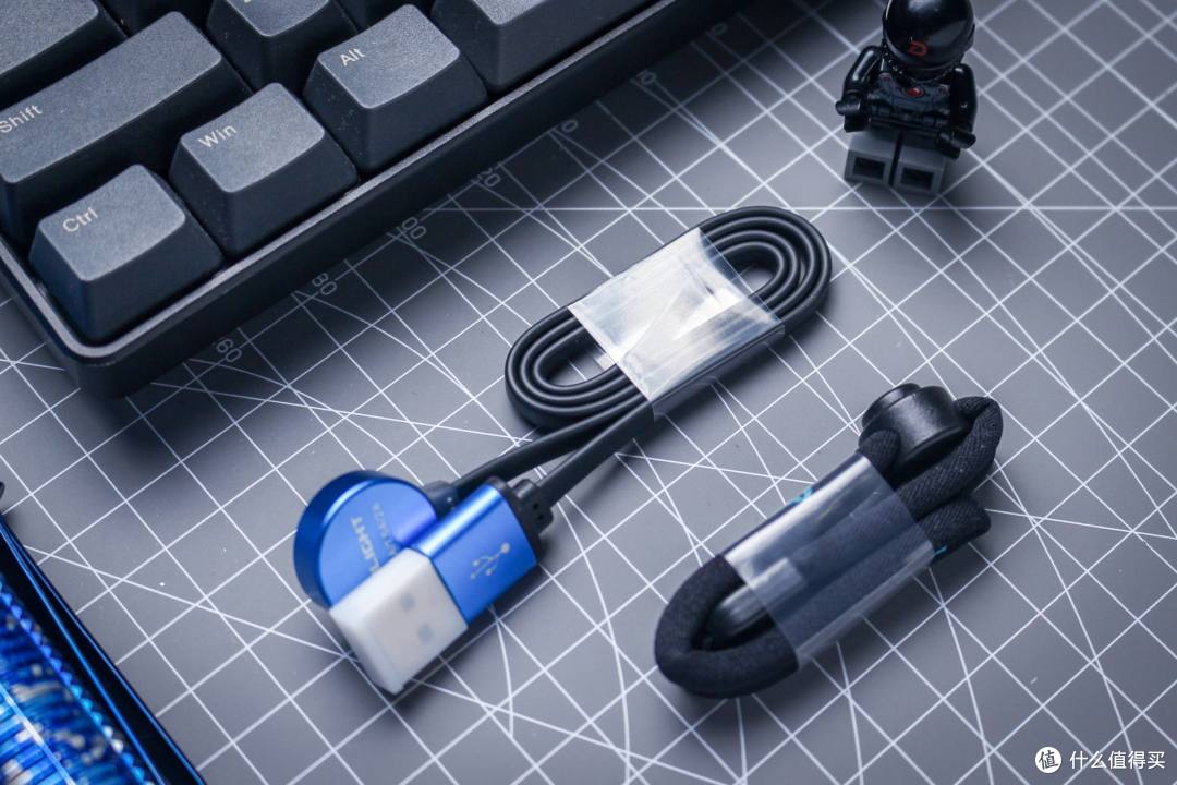 1800流明照亮深夜的路，傲雷M2R Pro体验