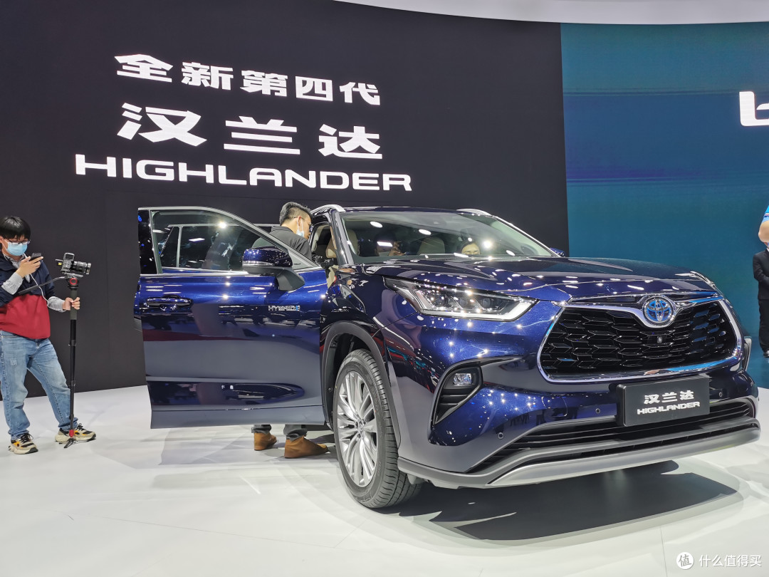 2021上海车展第一天,我上了一台售价268万却“无人问津”的车