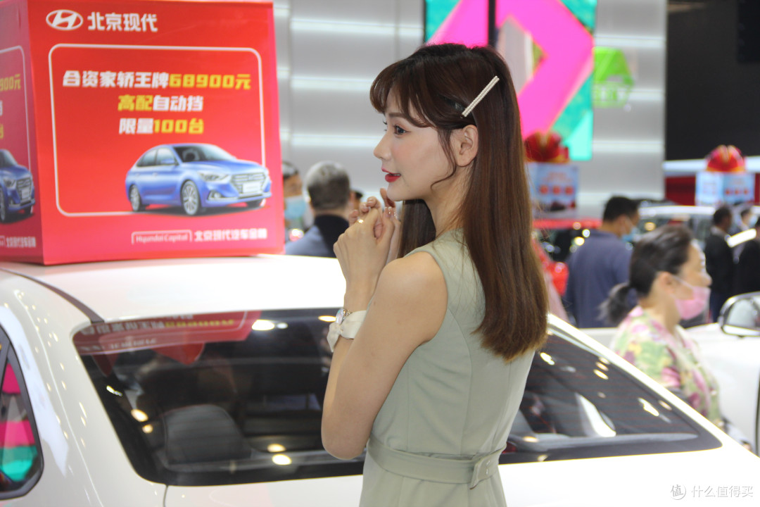 闲逛2021郑州大河国际车展——车模篇