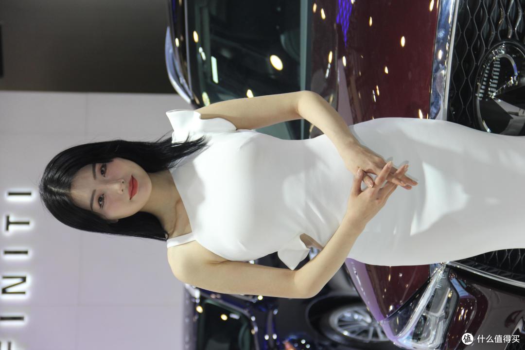 闲逛2021郑州大河国际车展——车模篇