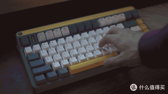 集颜值/三模/RGB/热拔插/双平台于一体，IQUNIX A80探索机使用分享