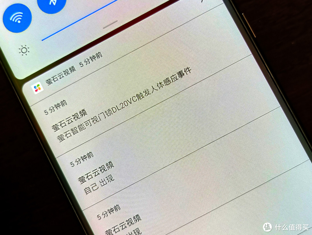 智哪儿评测：智能锁、监控、门铃三合一的萤石智能锁DL20VC评测