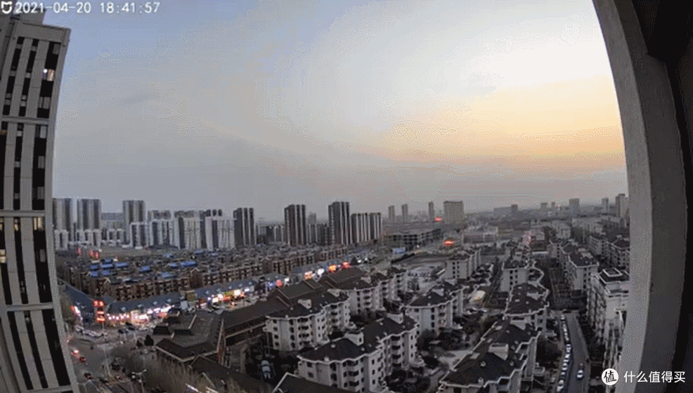 小米智能摄像机推出“第2代”，只有鸡蛋大小，支持2K分辨率
