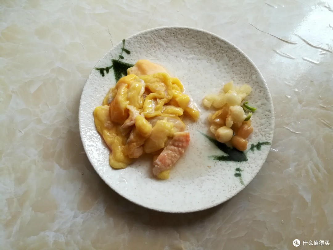 这食材很多人当垃圾扔,用它炒青菜,清甜又鲜美,别浪费了