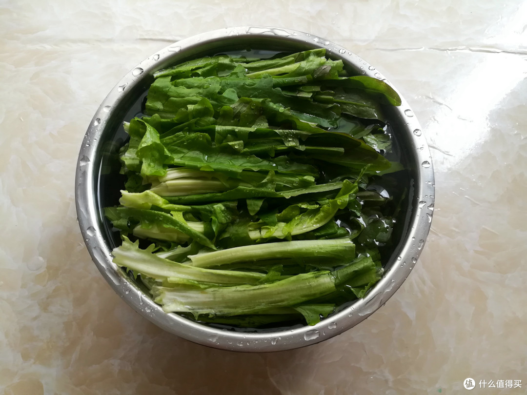 这食材很多人当垃圾扔,用它炒青菜,清甜又鲜美,别浪费了