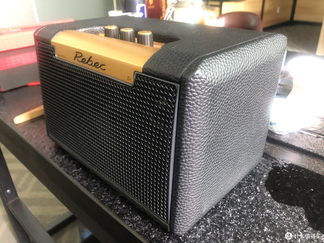 我的种草记 篇一:种草入手 雷贝琴 E3 HIFI无线蓝牙音箱