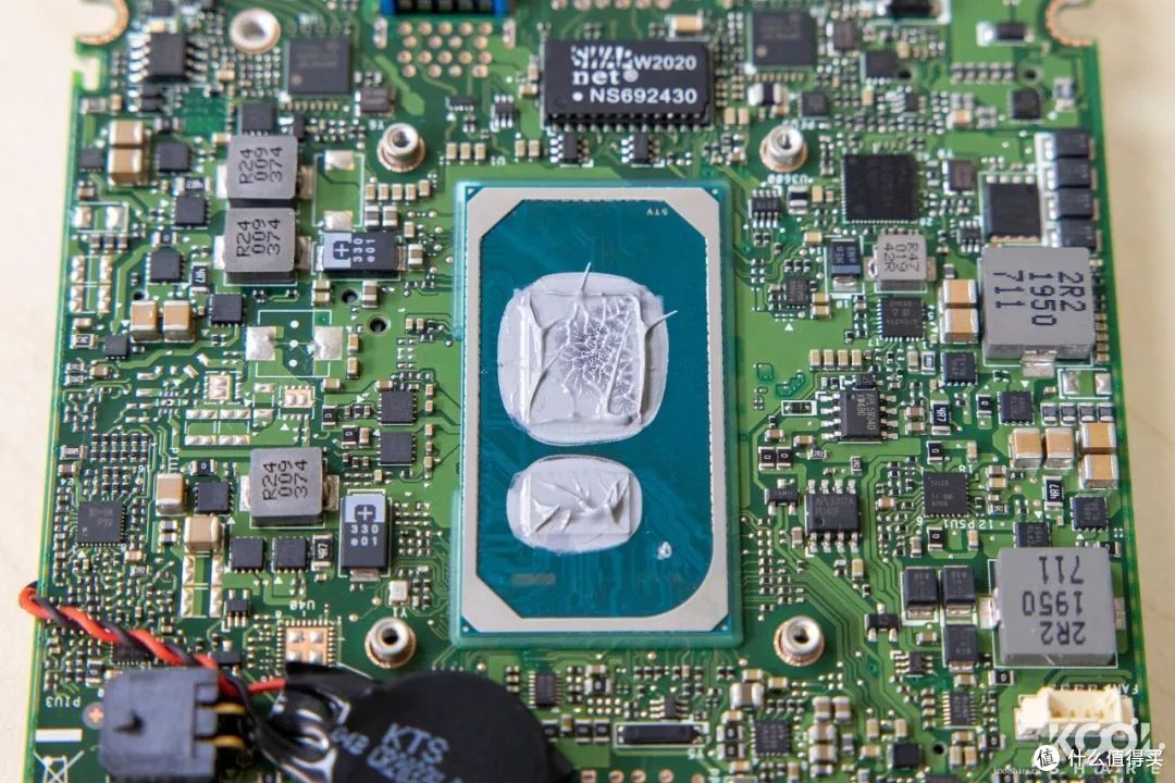 拆解丨一台更完美也更好玩的商用NUC