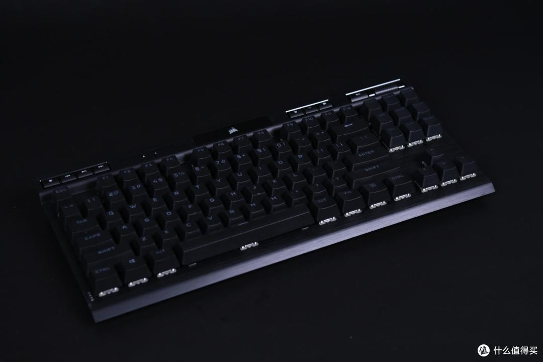海盗船K70 RGB TKL键盘开启船新电竞篇章