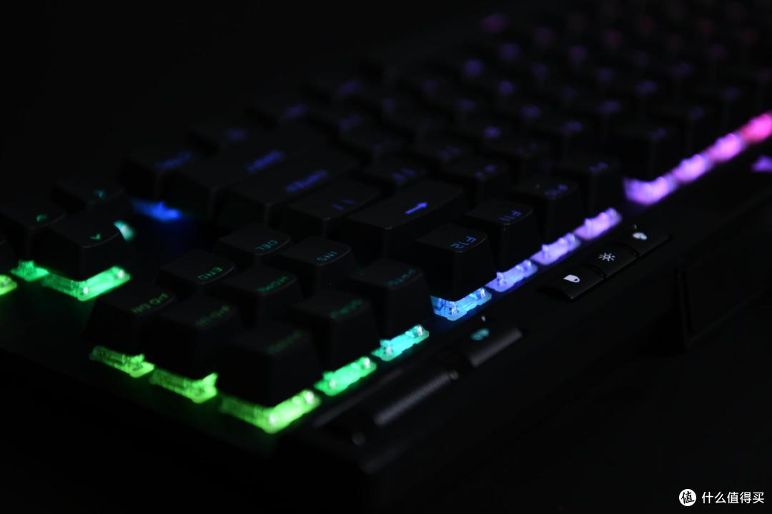 海盗船K70 RGB TKL键盘开启船新电竞篇章