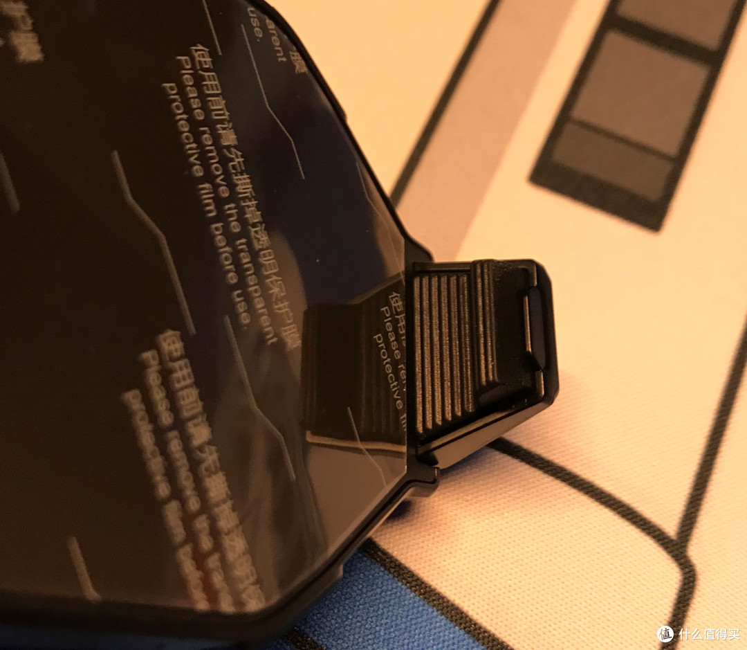 夏季来临 来给手机做个降温大保健 —— 黑鲨冰封散热背夹2Pro