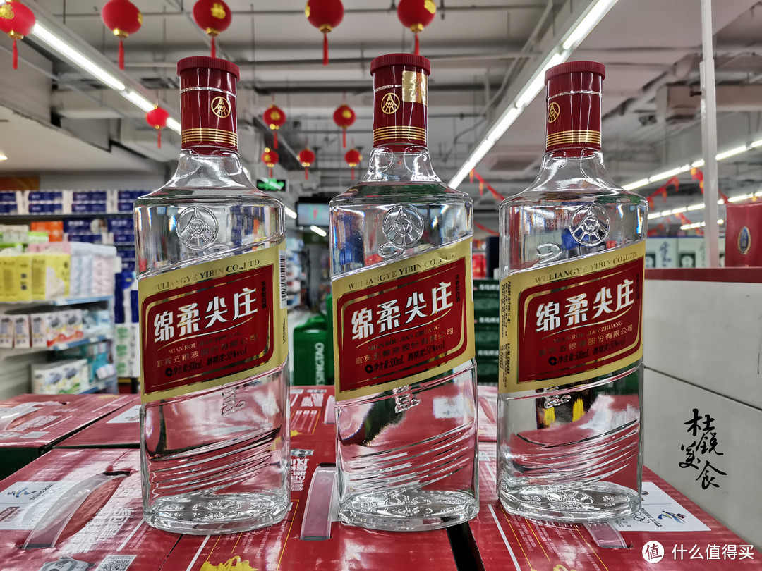 9种简装白酒,价格实惠口感好,适合作为口粮酒,内行常去买