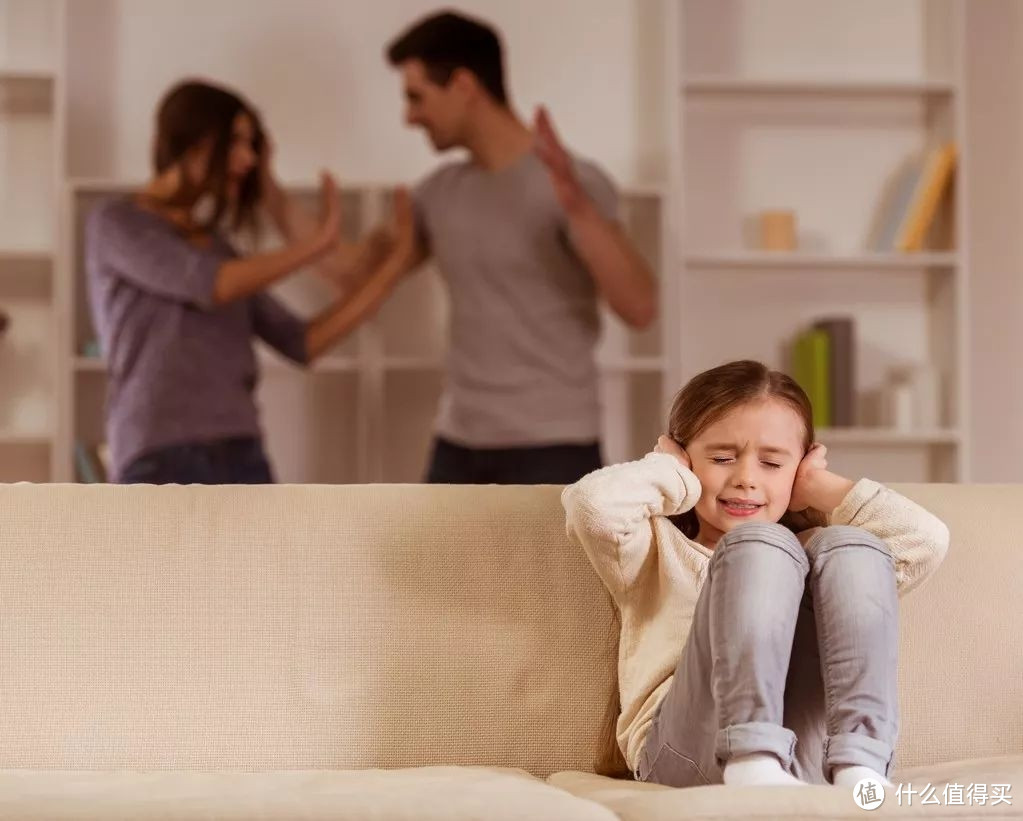 孩子为什么会抑郁？因为背后有这6种生病的家庭，做父母的不要忽视