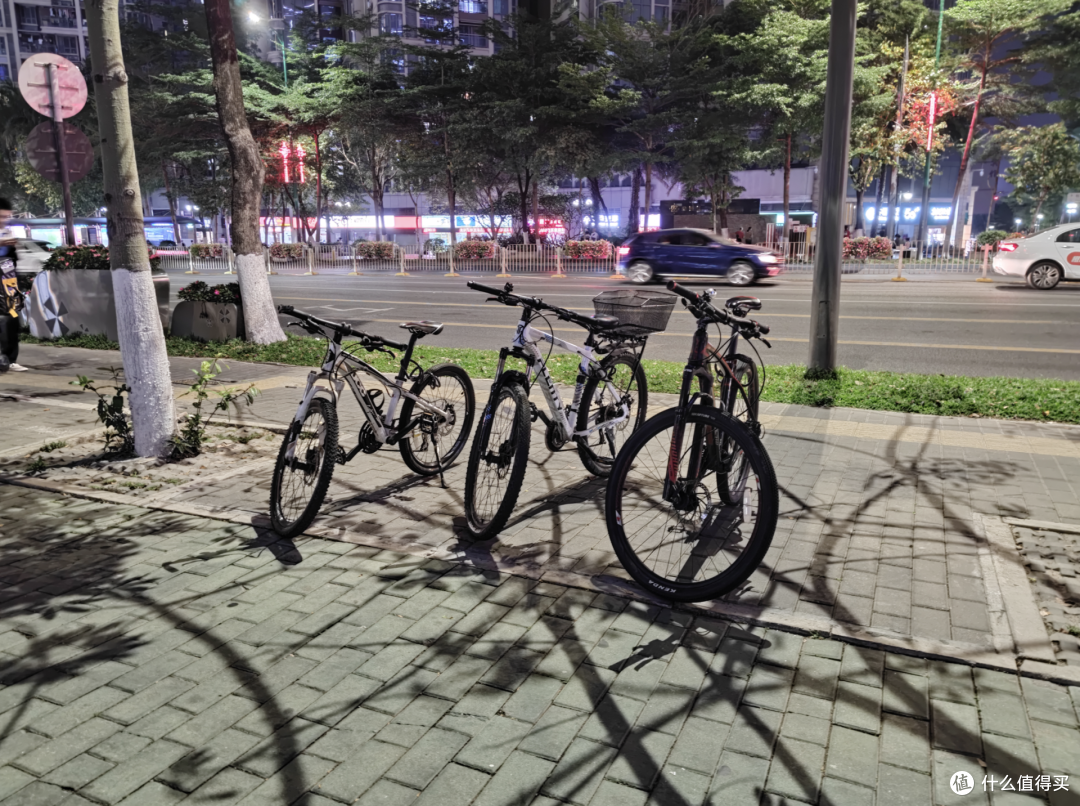 吃上 MIUI12.5 的小米 11|无槽点但有遗憾的「旗舰守门员」