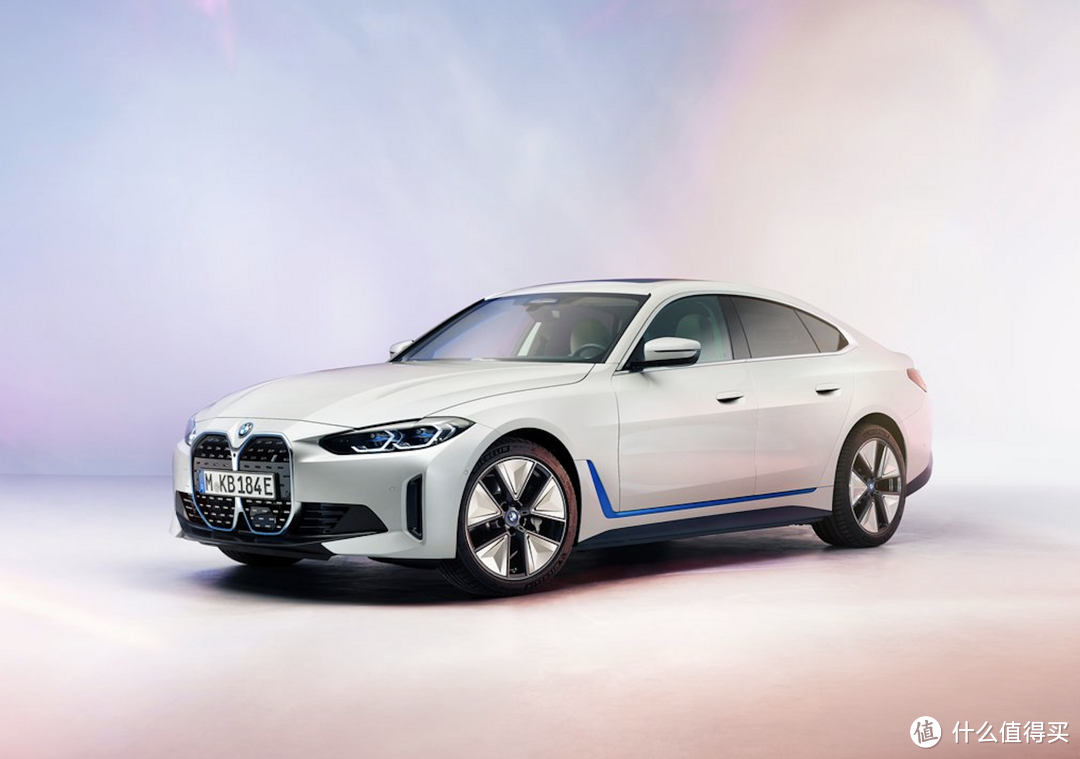 BMW i4确实也还挺好看的