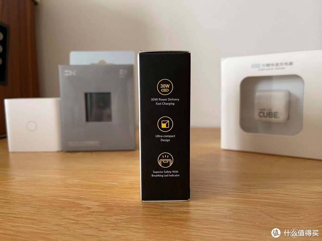 会“呼吸”的充电器「AOHi 30w」快充体验和其他的有什么不同？