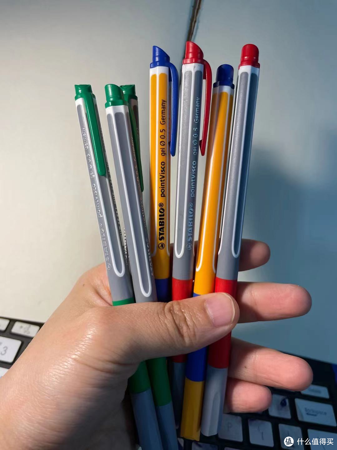 8年时间，尝试了国内外近20款中性笔和荧光笔，最终只留下了这5款！
