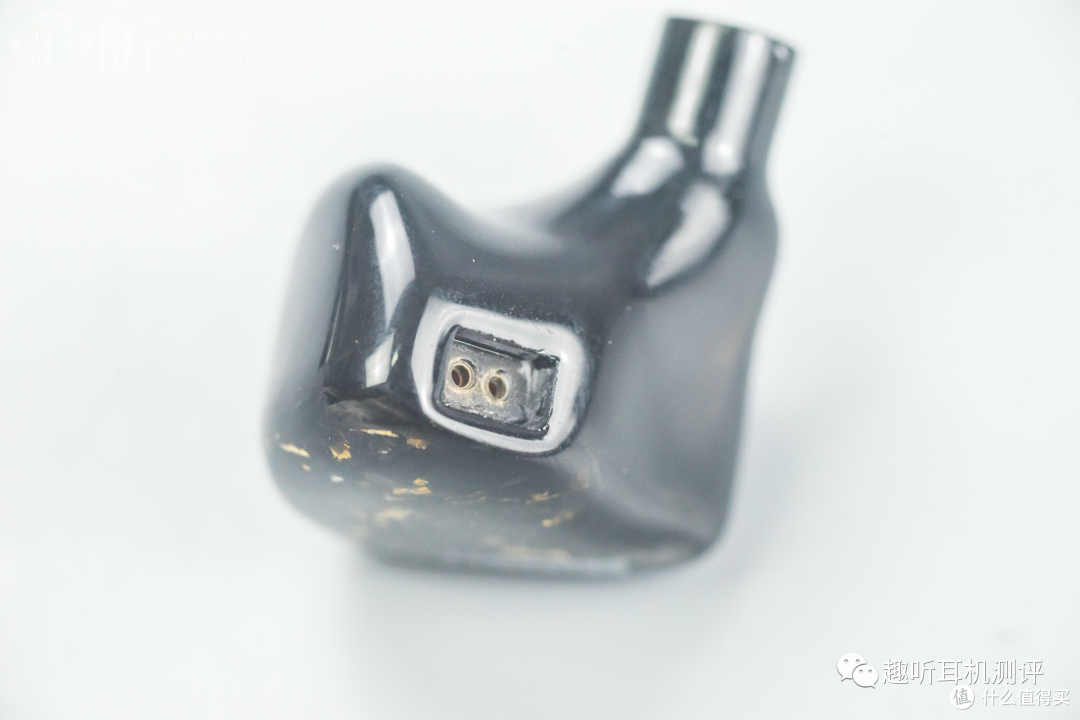 母座部分做工细节