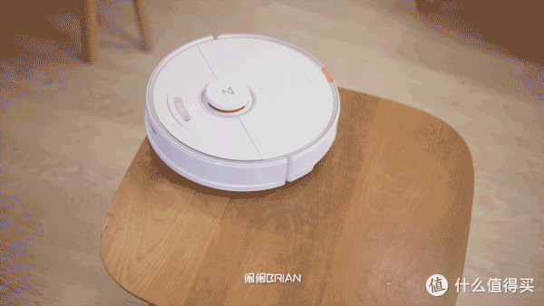 除污能力再升级,震动擦地效果令人满意!石头扫拖机器人T7S详细评测