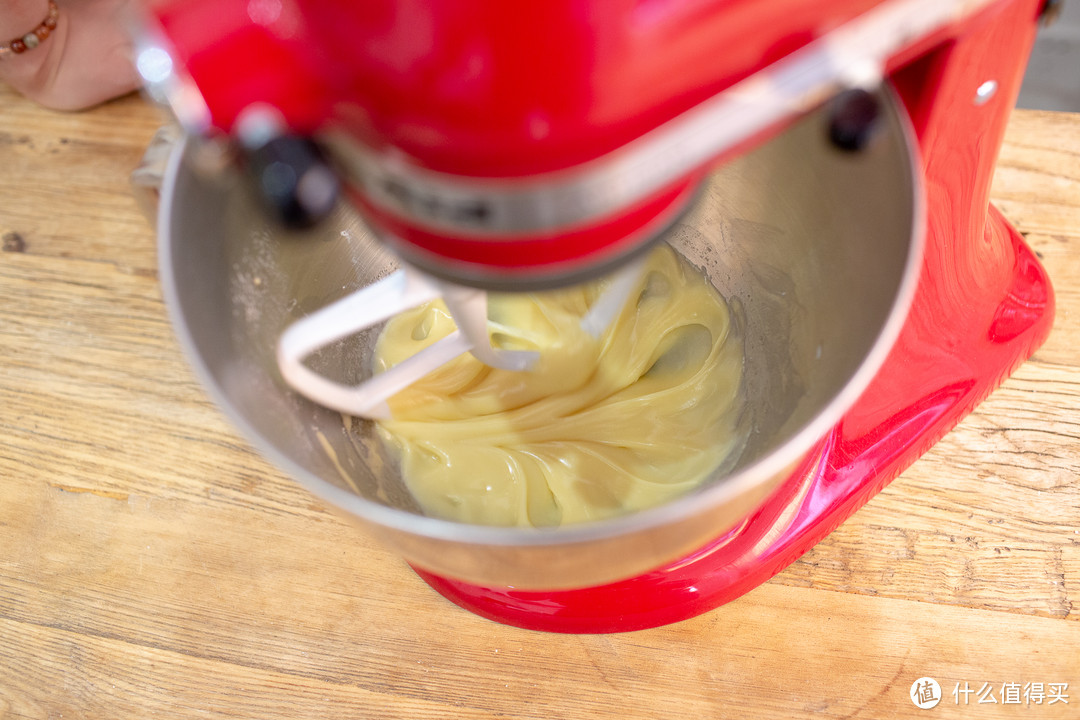 始于颜值,能否终于实力?Kitchenaid凯膳怡4.8L抬头式厨师机使用测评