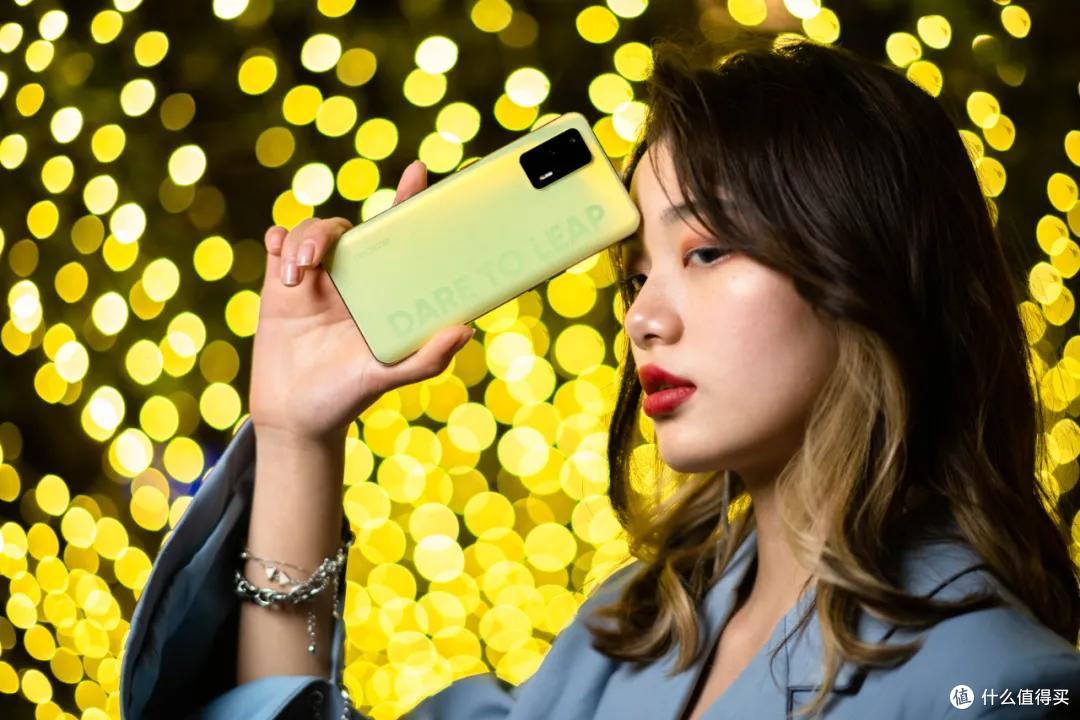 出现了!最具性价比的千元机?realme Q3手机测评